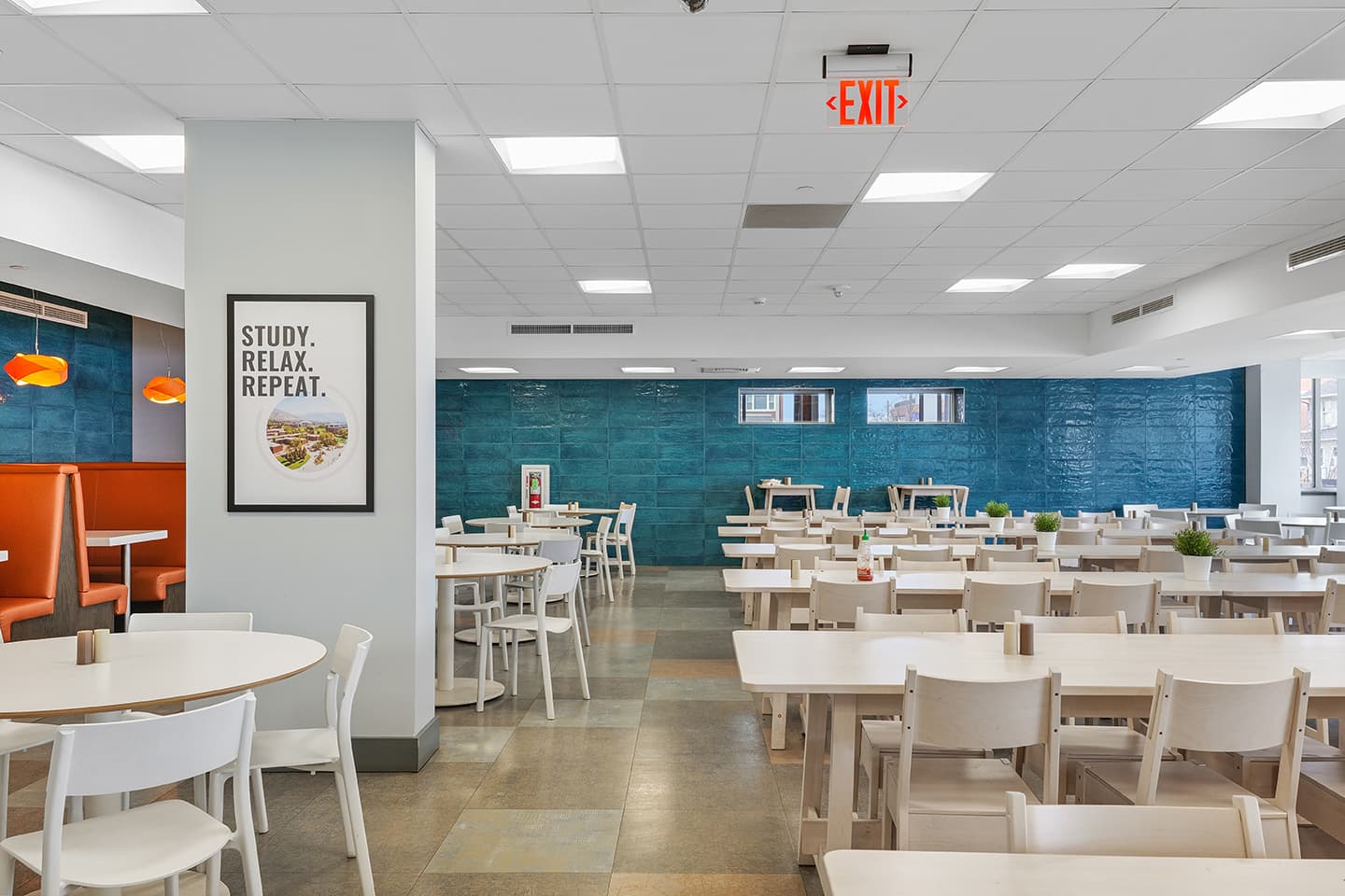 Cafeteria-05-Illini-Tower-Champaign-02