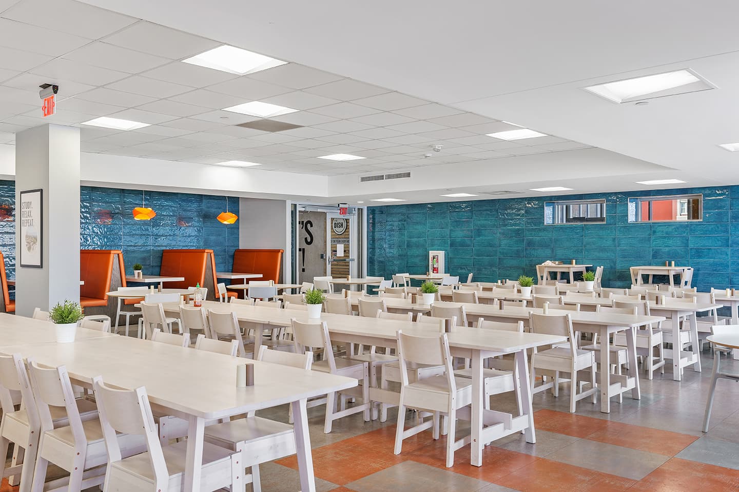 Cafeteria-06-Illini-Tower-Champaign-02