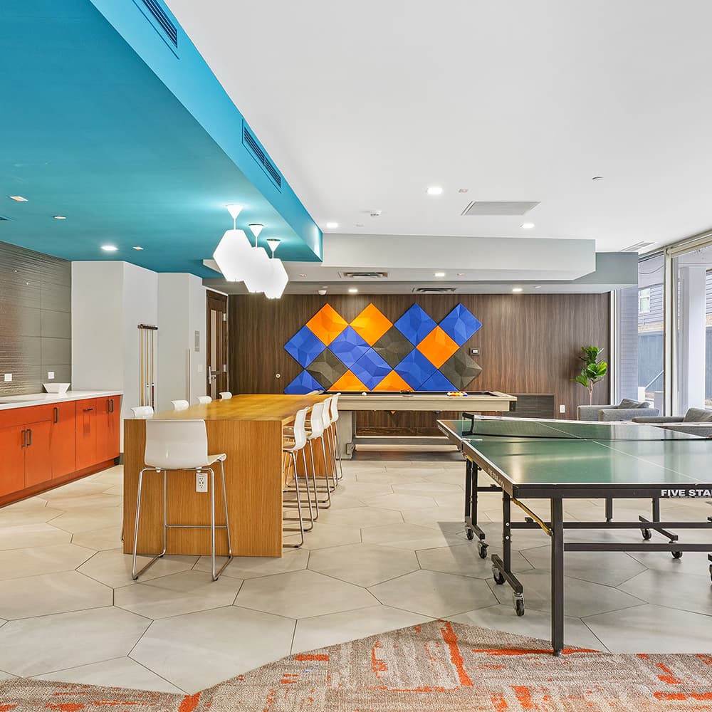 Game-Room-04-Illini-Tower-Champaign-02